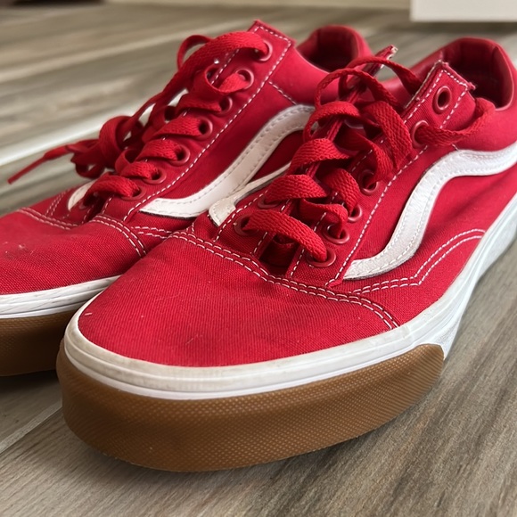 Vans - Picture 6 of 6